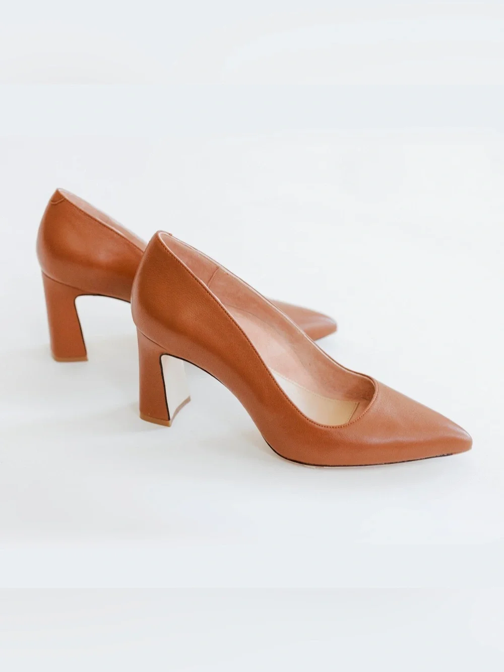 ALLY Shoes Caramel Brown Leather Pointed Block Heel Pumps 37.5B / US 7 7.5